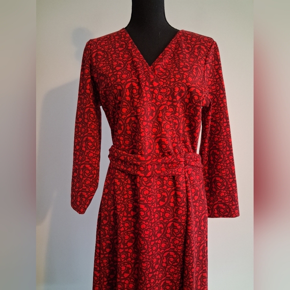 Red Patterned Dress - Picture 3 of 12